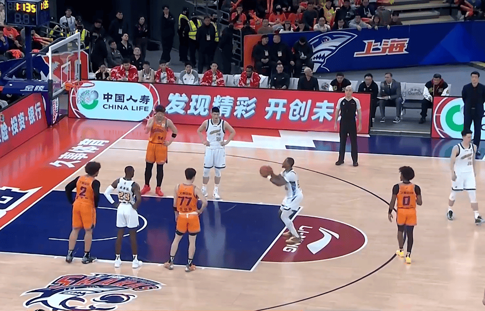 爱游戏-赛后英超焦点战；广厦男篮绝杀压哨；态度坚定；球队文化再被提及的简单介绍